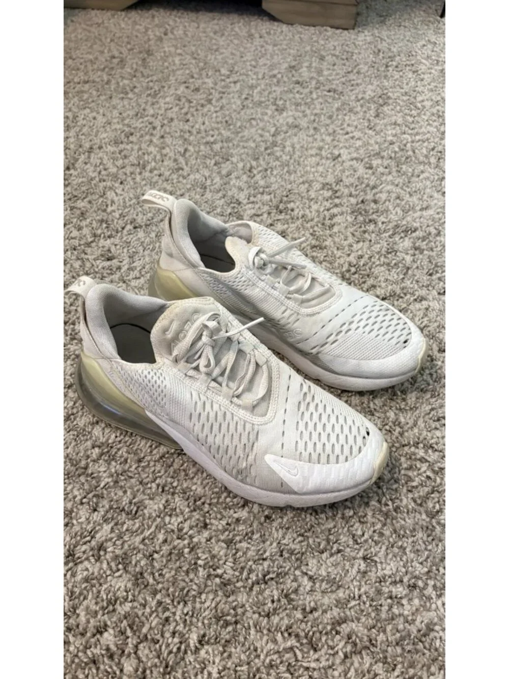 Nike Women Air Max 270 943345-103 White Running Shoes Sneakers Size 8.5 W (7 Y)
